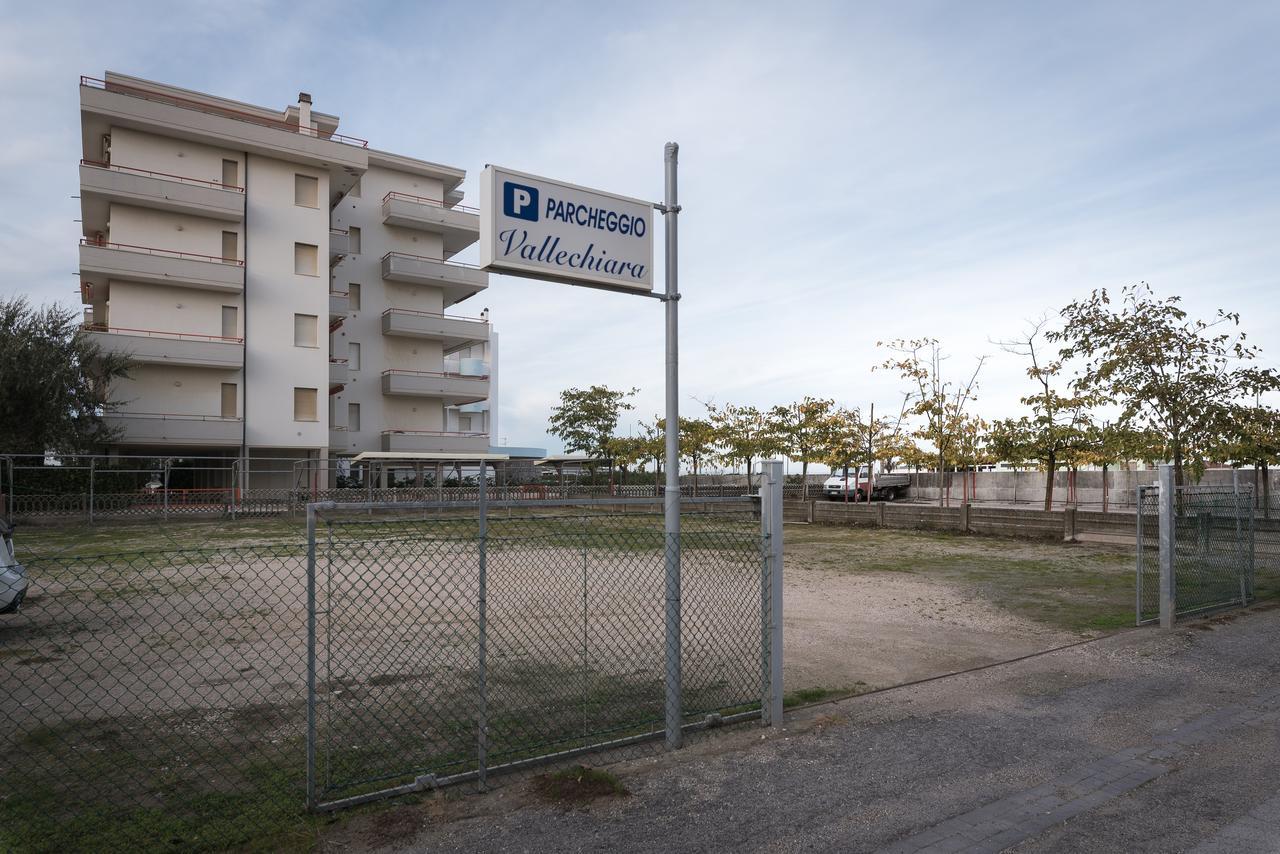 Hotel Vallechiara Lido Di Savio Exterior photo